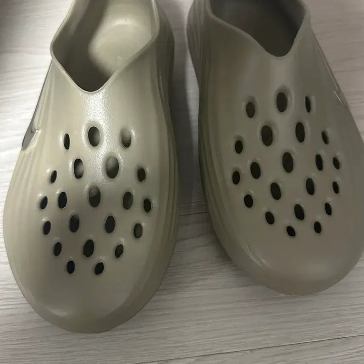 [BUNJANG] Nike ReactX Rejuvenate Khaki Sneakers / 나이키 리액트X 리주버네이트 카키 250