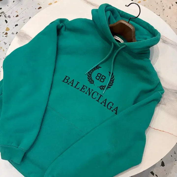 [BUNJANG] Balenciaga Laurel Logo Hoodie (Size S) / 발렌시아가 월계수 로고 후드티 S사이즈