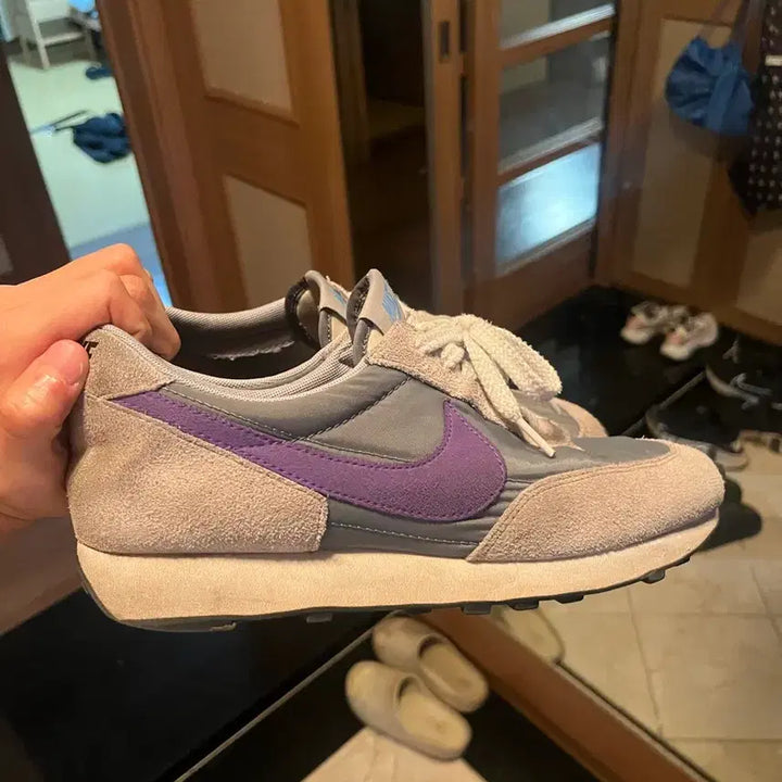 [BUNJANG] Nike Daybreak Sneakers / 나이키 데이브레이크 회보 스니커즈 280