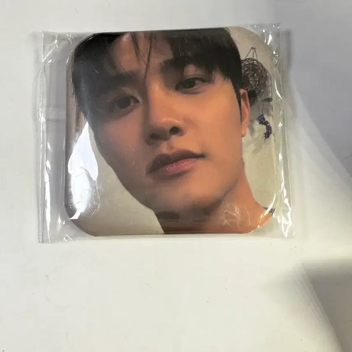 [BUNJANG] EXO D.O. Concert Final Day Lucky Draw Pin Badge / 엑소 디오 콘서트 막콘 핀뱃지 럭드