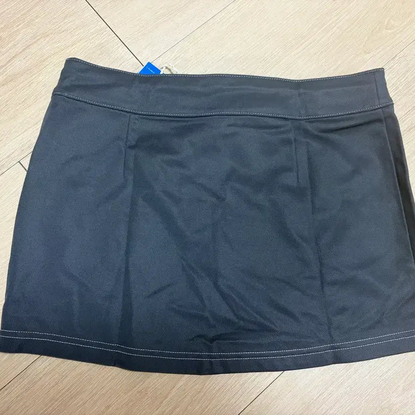 [BUNJANG] Adidas Mini Skirt / (새상품 S) 아디다스 미니스커트