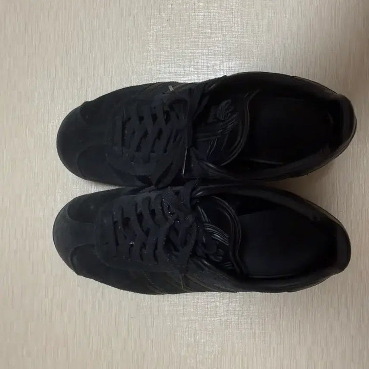 [BUNJANG] Adidas Gazelle Triple Black Sneakers / 아디다스 가젤 트리플 블랙
