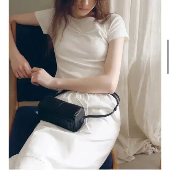 [SOLD OUT] 포유어아이즈온리 린다 레더백 블랙