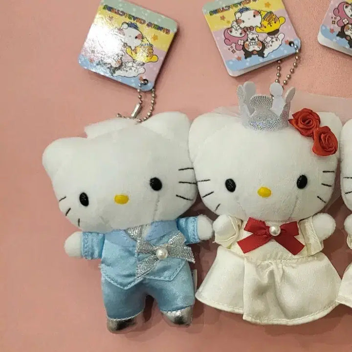 [BUNJANG] Sanrio Hello Kitty Wedding Bride &amp; Groom Keyring Set / 산리오 헬로키티 웨딩 신랑/신부 키링