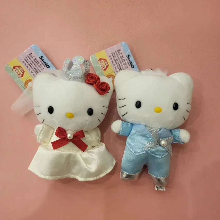 [BUNJANG] Sanrio Hello Kitty Wedding Bride &amp; Groom Keyring Set / 산리오 헬로키티 웨딩 신랑/신부 키링