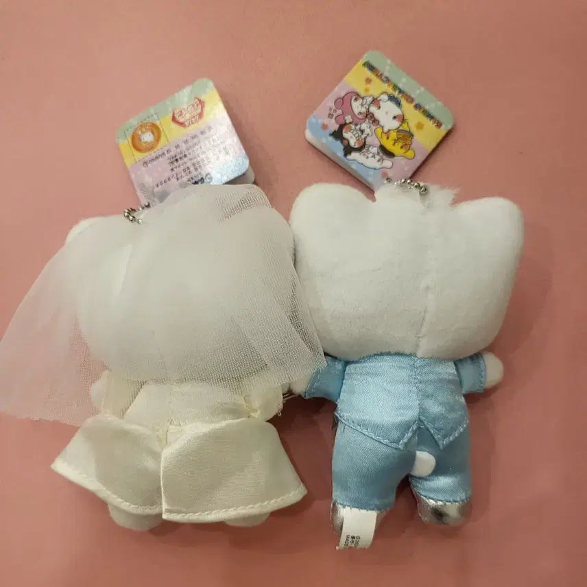 [BUNJANG] Sanrio Hello Kitty Wedding Bride &amp; Groom Keyring Set / 산리오 헬로키티 웨딩 신랑/신부 키링