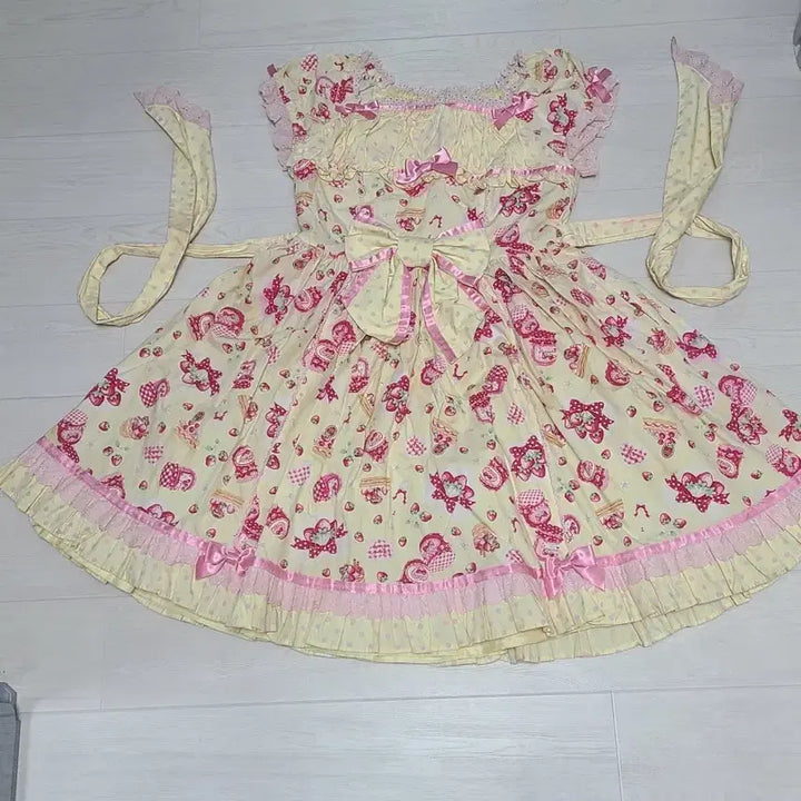 [SOLD OUT] 엔젤릭) 딸기잼 로리타 원피스 Lolita OP angelicpretty