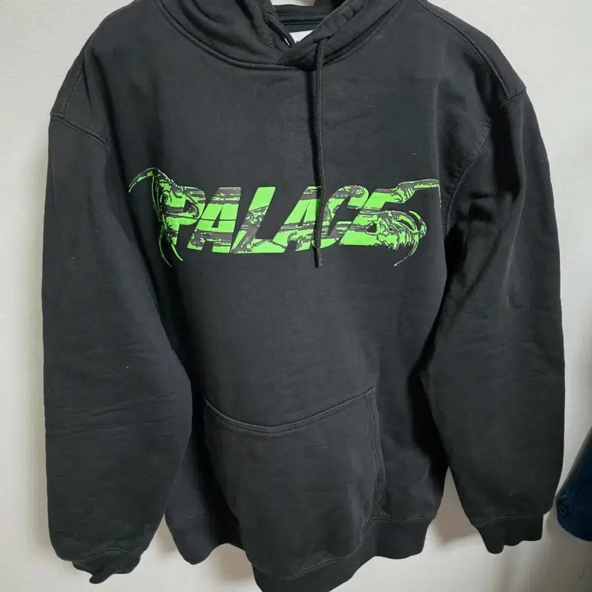 [BUNJANG] Palace Tri-Me Hood Black (XL) / [정품/POIZON검수완료] 팔라스 Tri-Me 후드 블랙 (XL)