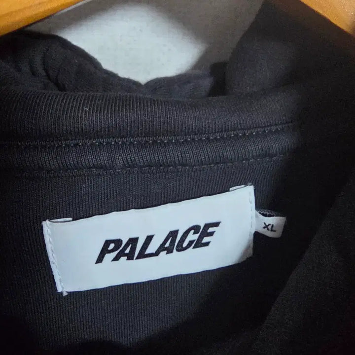 [BUNJANG] Palace Tri-Me Hood Black (XL) / [정품/POIZON검수완료] 팔라스 Tri-Me 후드 블랙 (XL)