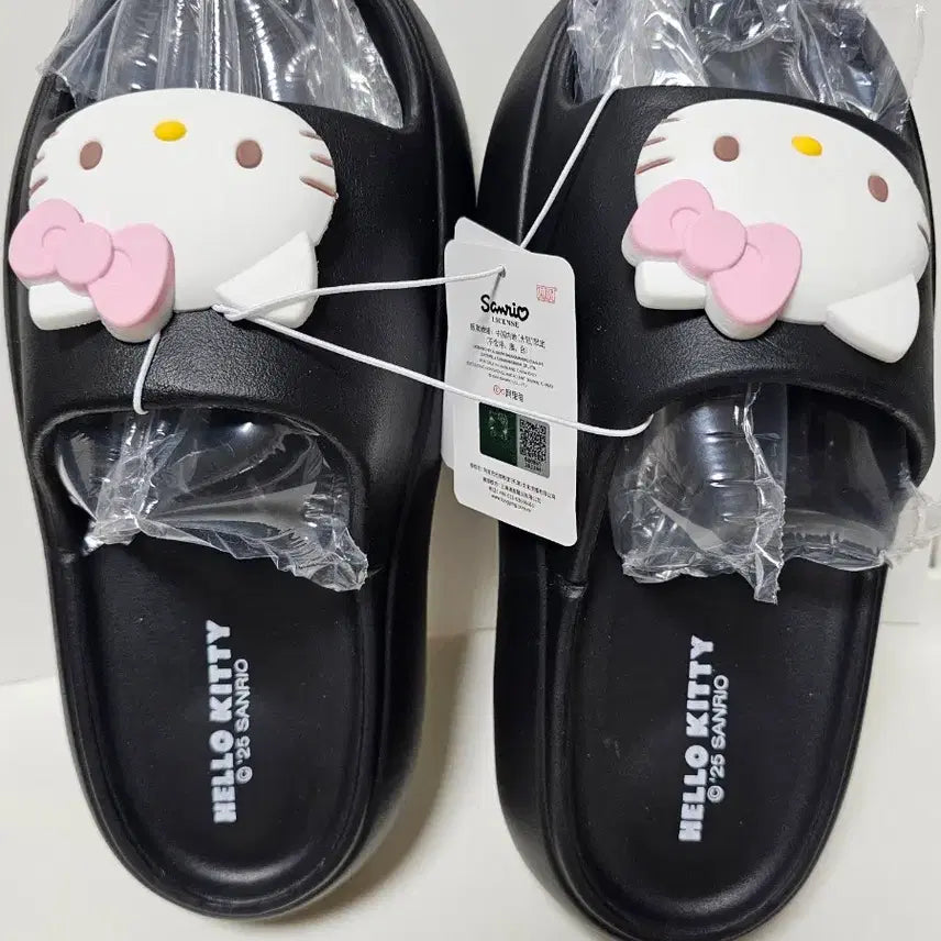 [SOLD OUT] 헬로키티 블랙 통굽 슬리퍼 250mm(235~240추천)