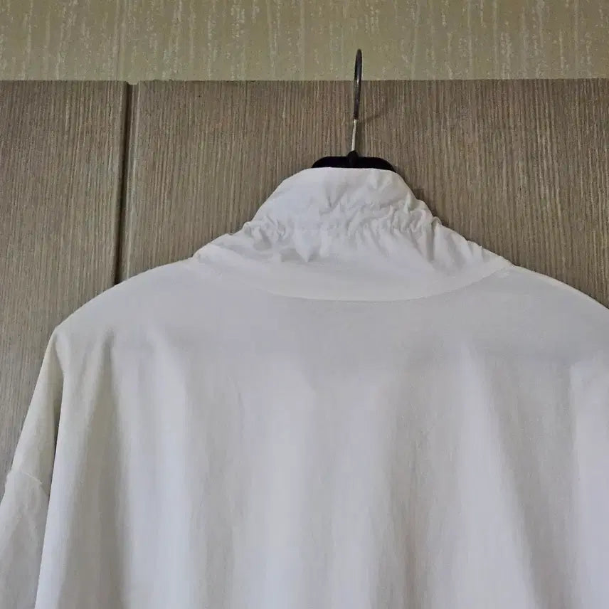 [SOLD OUT] 화이트 하프넥 집업 점퍼95