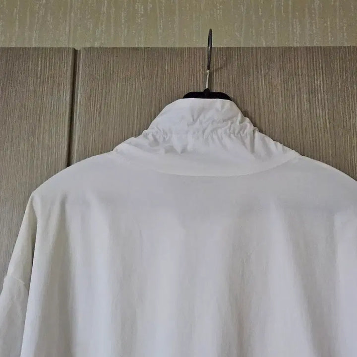 [SOLD OUT] 화이트 하프넥 집업 점퍼95