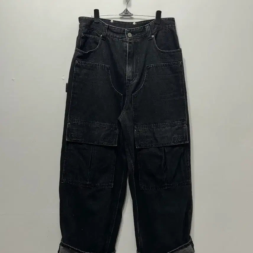[BUNJANG] MAISON MINED Black Cargo Wide Jeans Women&