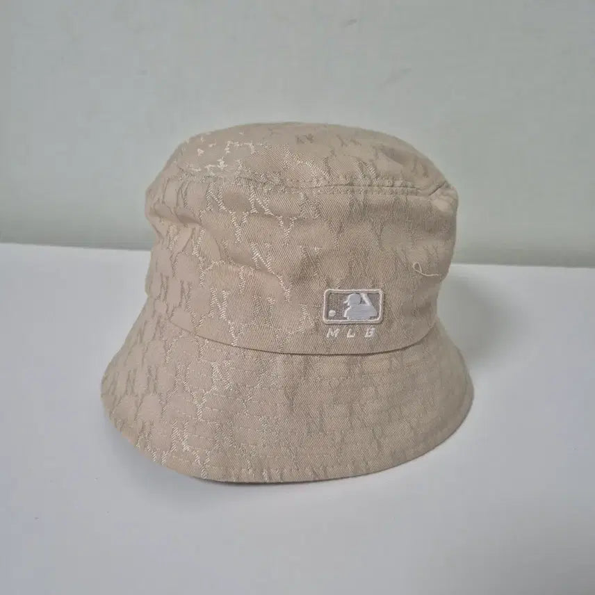 [BUNJANG] MLB NY Yankees Beige Monogram Bucket Hat / MLB NY 양키스 베이지 모노그램 벙거지