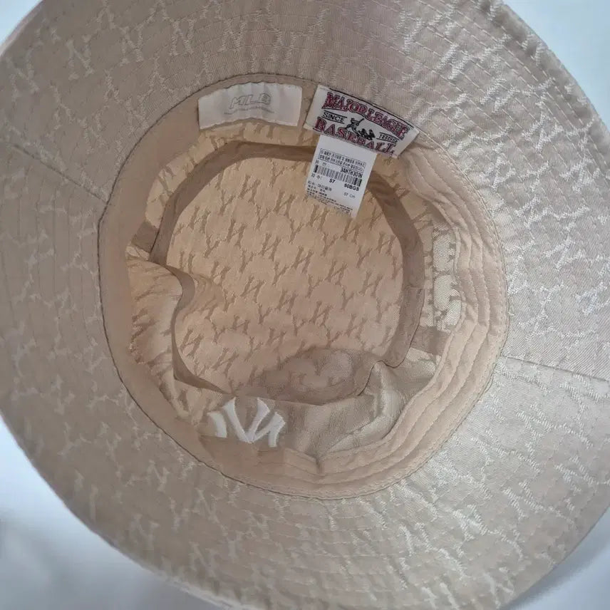 [BUNJANG] MLB NY Yankees Beige Monogram Bucket Hat / MLB NY 양키스 베이지 모노그램 벙거지