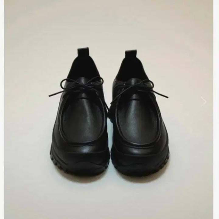 [BUNJANG] Urbanic Tyrolian Vibram Loafers Black / 얼바닉 티롤리안 비브람 로퍼 블랙