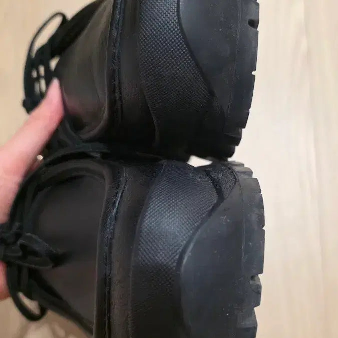 [BUNJANG] Urbanic Tyrolian Vibram Loafers Black / 얼바닉 티롤리안 비브람 로퍼 블랙