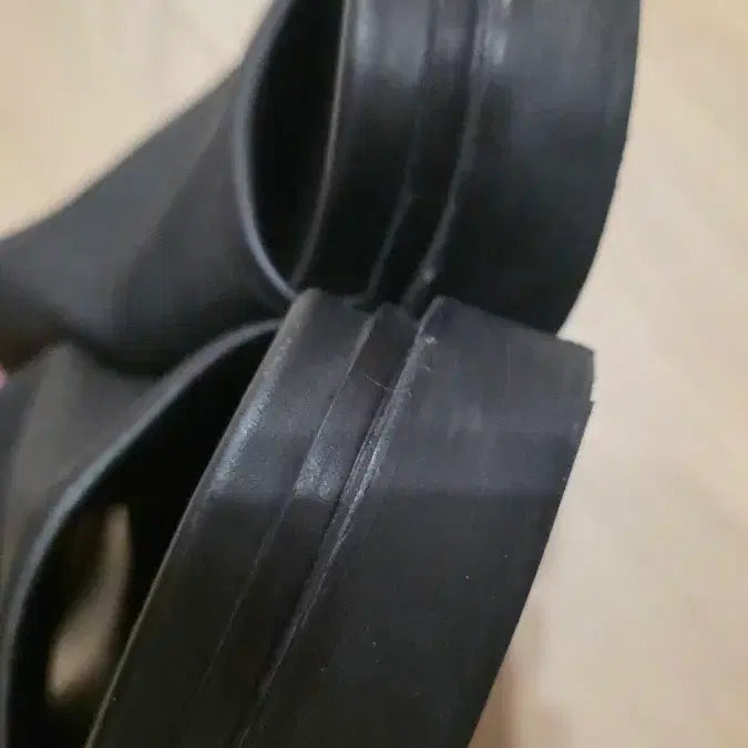 [BUNJANG] COS Black Leather Slippers / COS 블랙 가죽 슬리퍼 39사이즈