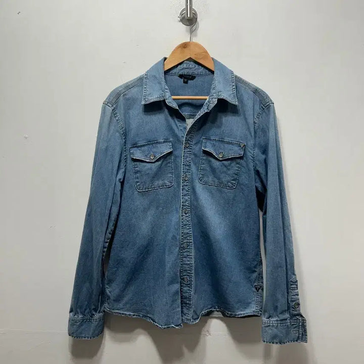 [SOLD OUT] 게스 데님 셔츠 여성 셔츠 L