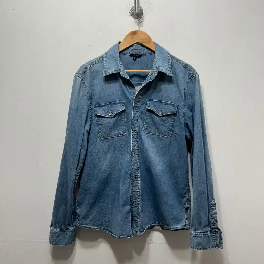 [SOLD OUT] 게스 데님 셔츠 여성 셔츠 L