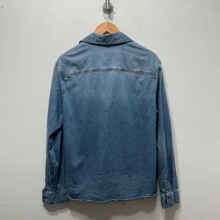 [SOLD OUT] 게스 데님 셔츠 여성 셔츠 L