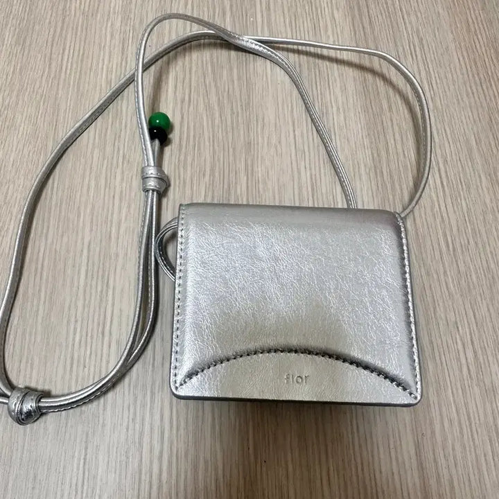 [BUNJANG] Fleur Marti Petit Bag Mini Cross Card Bag Silver / FLOR 플로르 마트리 쁘띠빽 미니 크로스 카드 가방 실버
