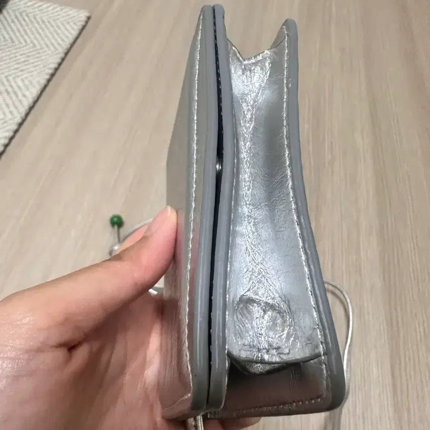 [BUNJANG] Fleur Marti Petit Bag Mini Cross Card Bag Silver / FLOR 플로르 마트리 쁘띠빽 미니 크로스 카드 가방 실버