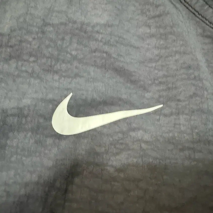 [BUNJANG] Nike x Stussy Windrunner Jacket Off Noir (M) / 나이키 x 스투시 윈드러너 자켓 오프 느와르 M