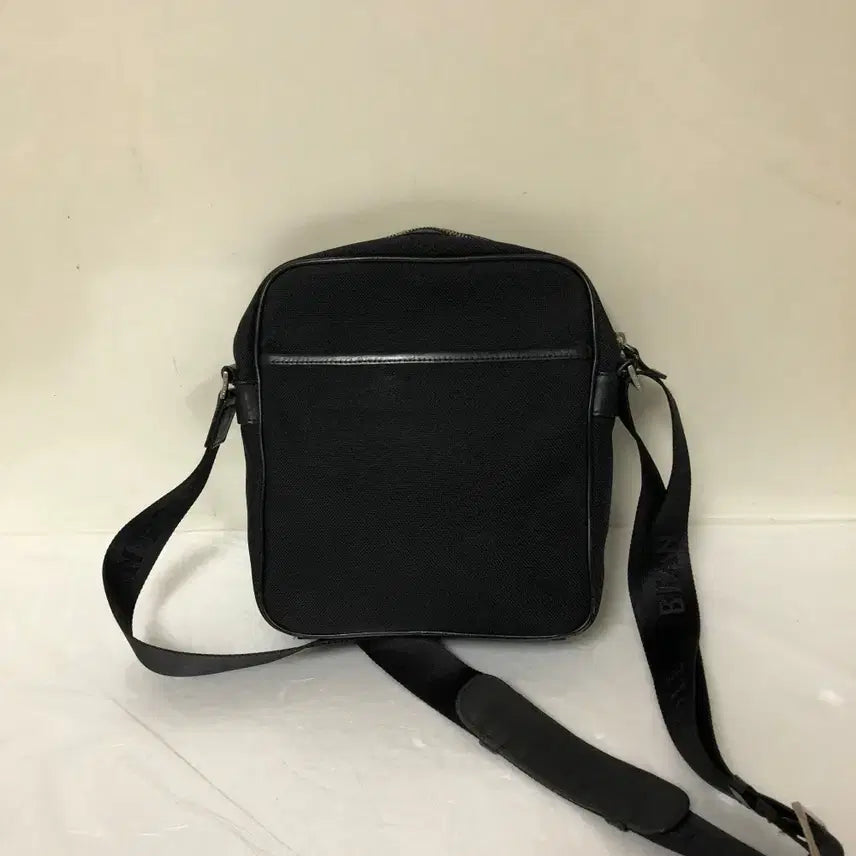 [BUNJANG] Beanpole Crossbody Bag / 빈폴 크로스백@9964