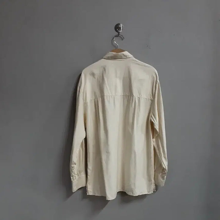 [BUNJANG] Liz Claiborne Ivory Silk Blouse / liz claiborne 아이보리 실크 100% 블라우스 S(66추천)
