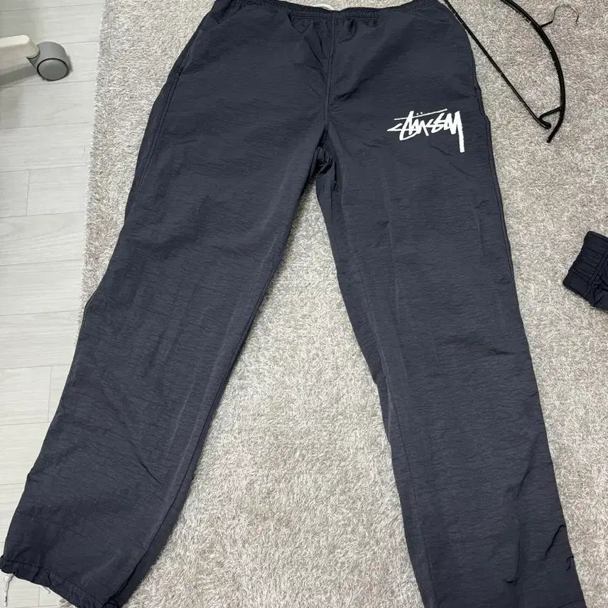 [BUNJANG] Nike x Stussy Beach Pants Off Noir M / 나이키 x 스투시 비치 팬츠 오프 느와르 M