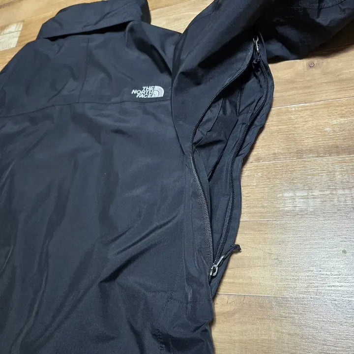 [SOLD OUT] 노스페이스 고어텍스 프로쉘, 써밋 블랙 90