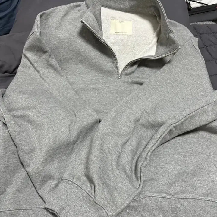 [SOLD OUT] 포터리 컴포트 하프 집업 스웻 셔츠 멜란지그레이 1