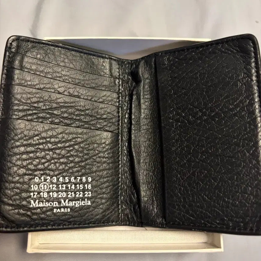 [SOLD OUT] 메종 마르지엘라 카드지갑