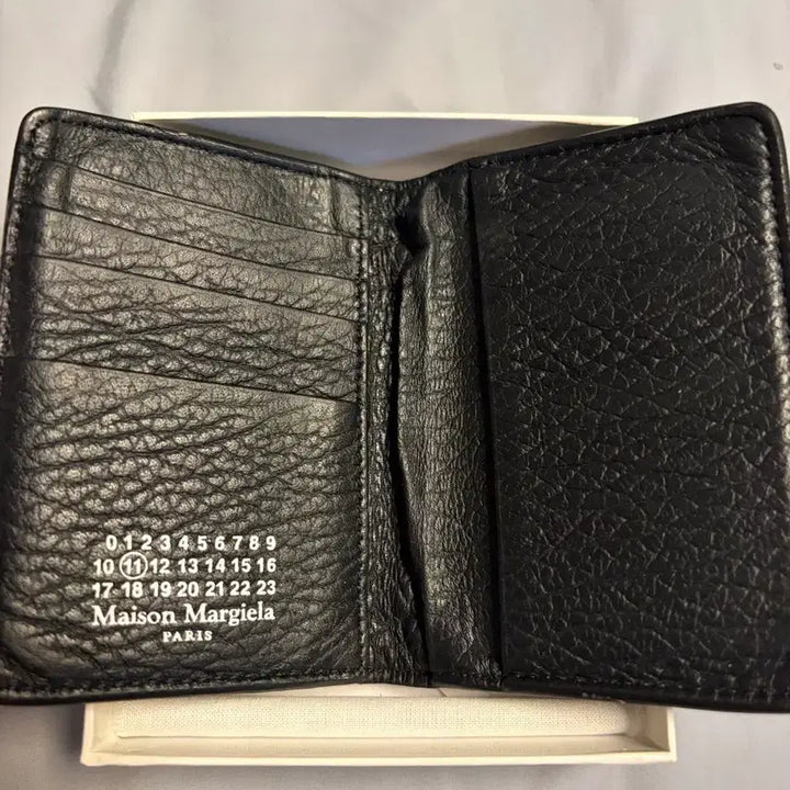 [SOLD OUT] 메종 마르지엘라 카드지갑