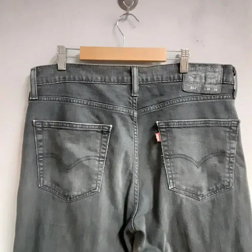 [SOLD OUT] 리바이스 511 슬림핏 블랙 데님 팬츠 W36 L34