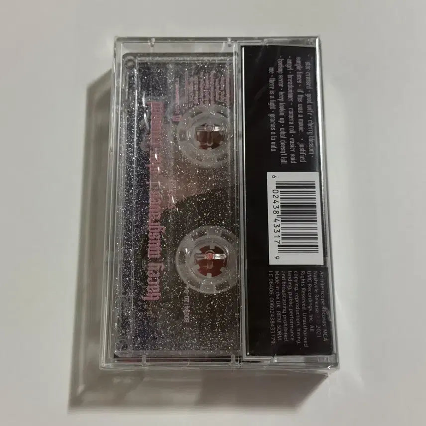 [BUNJANG] Kacey Musgraves Silver Cassette Tape (Sealed) / 케이시 머스그레이브스 실버 카세트 테이프 미개봉