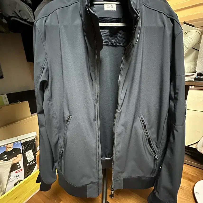[BUNJANG] CP Company Shell-R Navy Jacket (Size 52) / CP컴퍼니 쉘R 네이비 자켓(사이즈52) 유사제품 등과 교환->50