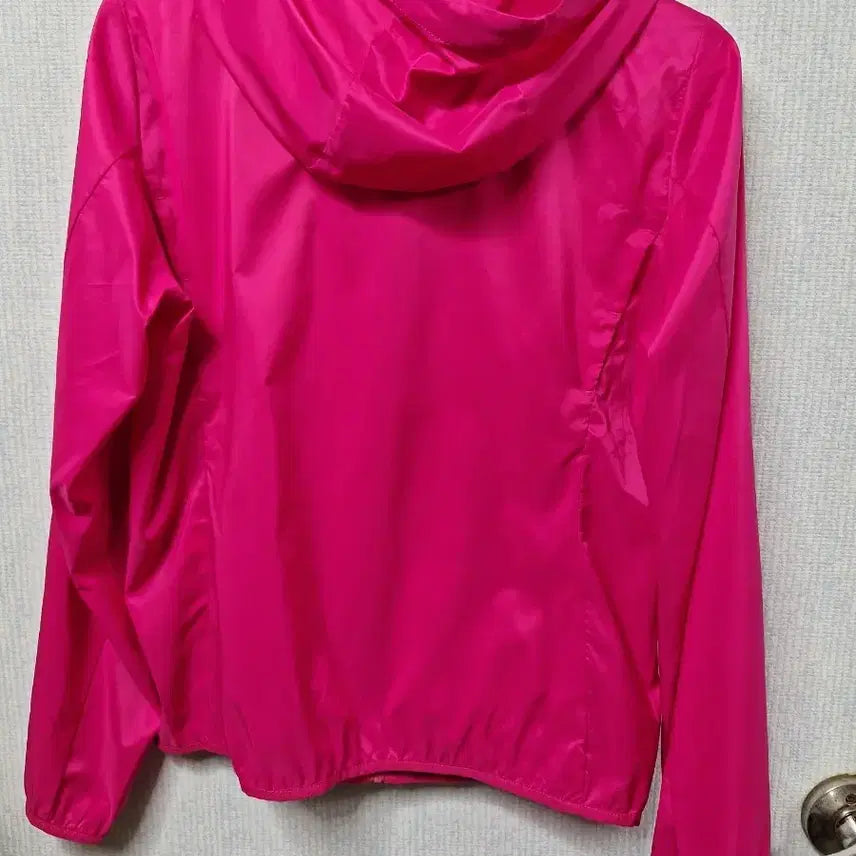 [BUNJANG] Hot Pink Windbreaker Hooded Zip-up Jacket (M) / 핫핑크 바람막이 후드 집업 점퍼 M