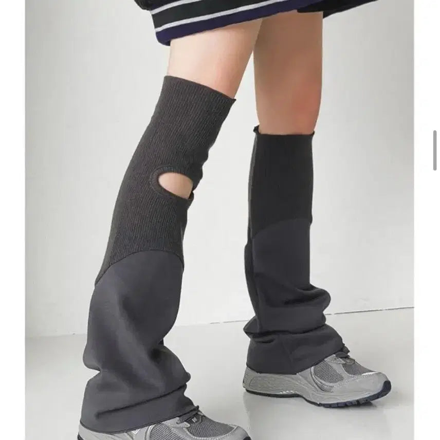 [BUNJANG] Cutout Leg Warmers Charcoal / 컷아웃 레그워머 차콜 한번착용