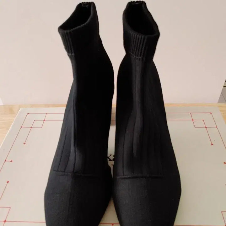 [BUNJANG] Saint Scott Knit Ankle Boots / 세인트스코트 니트 삭스 스판 앵클 부츠 힐
