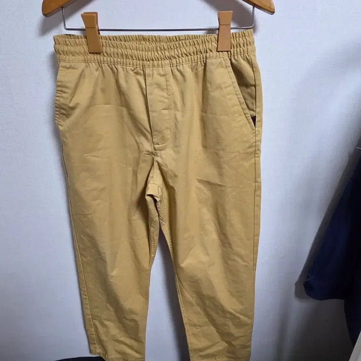 [SOLD OUT] 나이키 SB 드라이핏 치노 조거 팬츠 베이지 (S사이즈/75)
