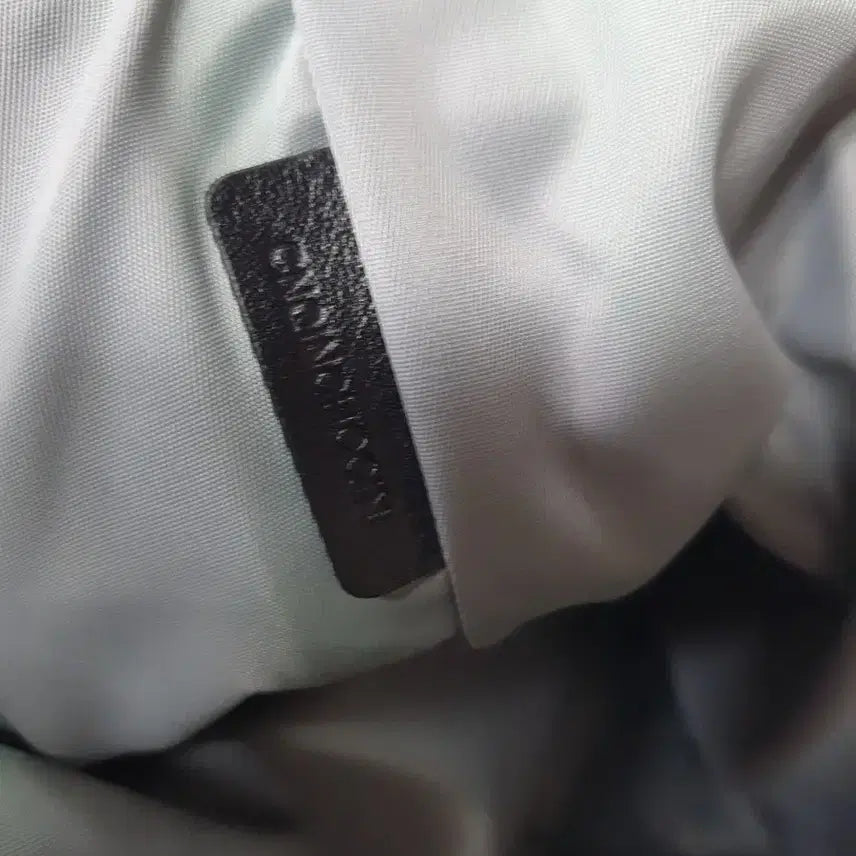 [BUNJANG] Burberry Nylon Check Tote Bag / 버버리 나일론 체크 토트백 /크로스백 컨디션 좋아요.
