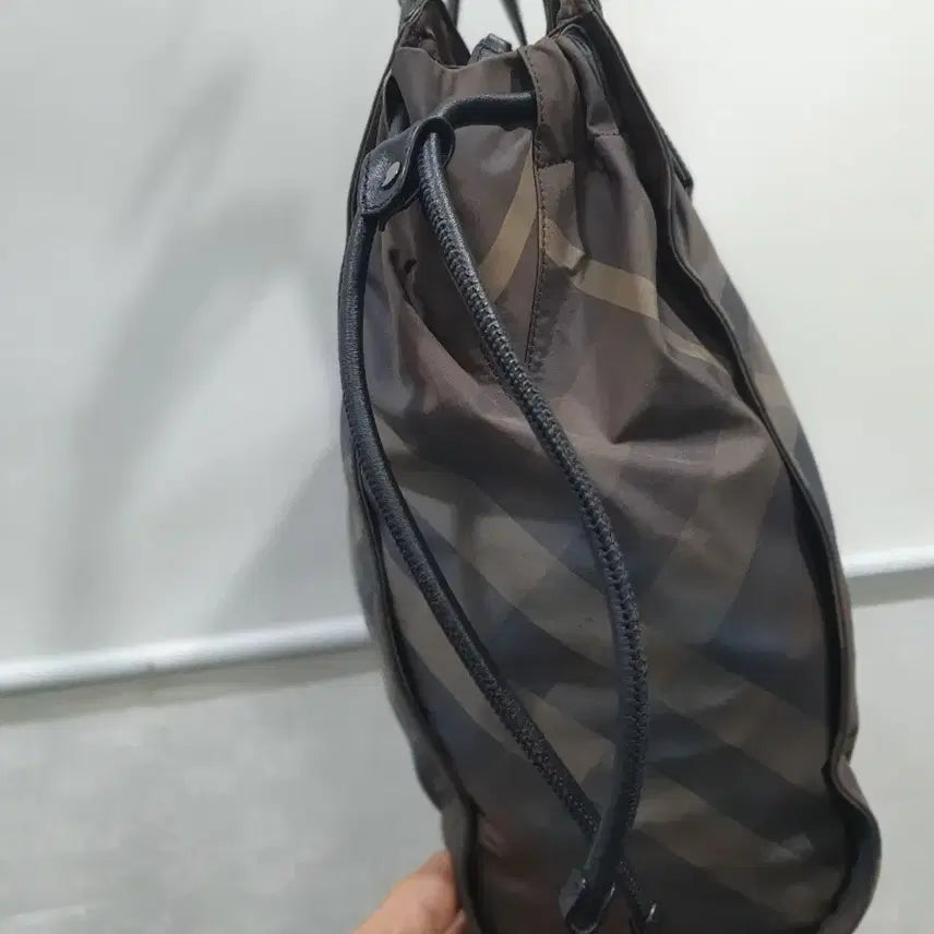 [BUNJANG] Burberry Nylon Check Tote Bag / 버버리 나일론 체크 토트백 /크로스백 컨디션 좋아요.