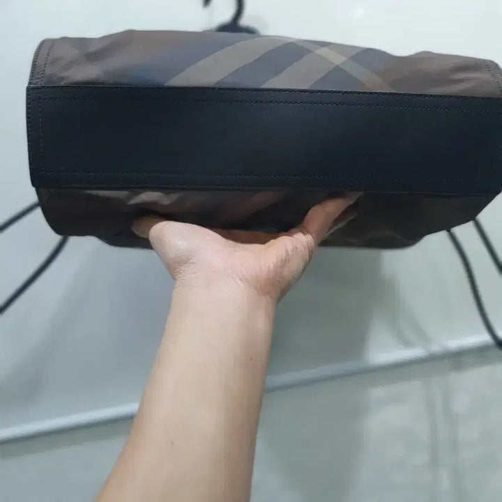 [BUNJANG] Burberry Nylon Check Tote Bag / 버버리 나일론 체크 토트백 /크로스백 컨디션 좋아요.