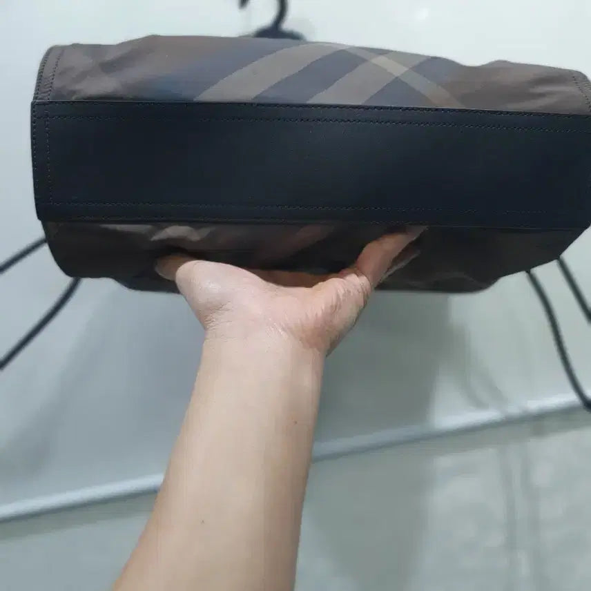 [BUNJANG] Burberry Nylon Check Tote Bag / 버버리 나일론 체크 토트백 /크로스백 컨디션 좋아요.
