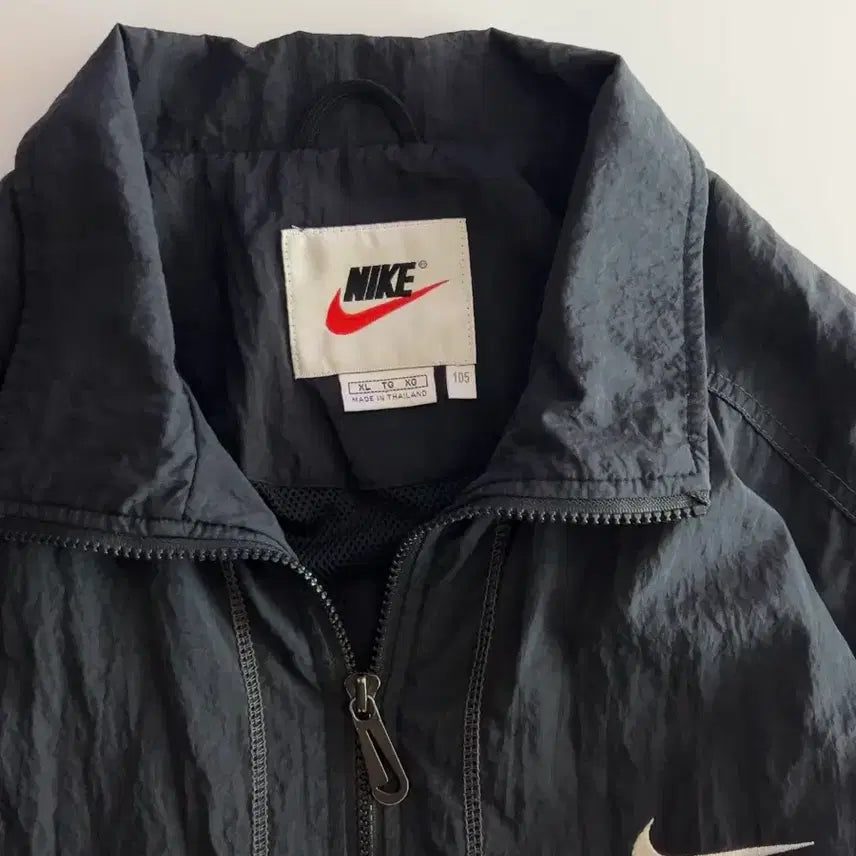 [SOLD OUT] 나이키 00s 바람막이 자켓 105