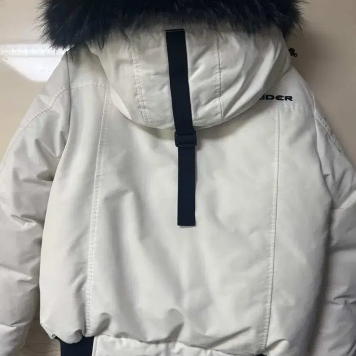 [BUNJANG] Aider Unisex White Padded Jacket / 아이더 화이트 패딩