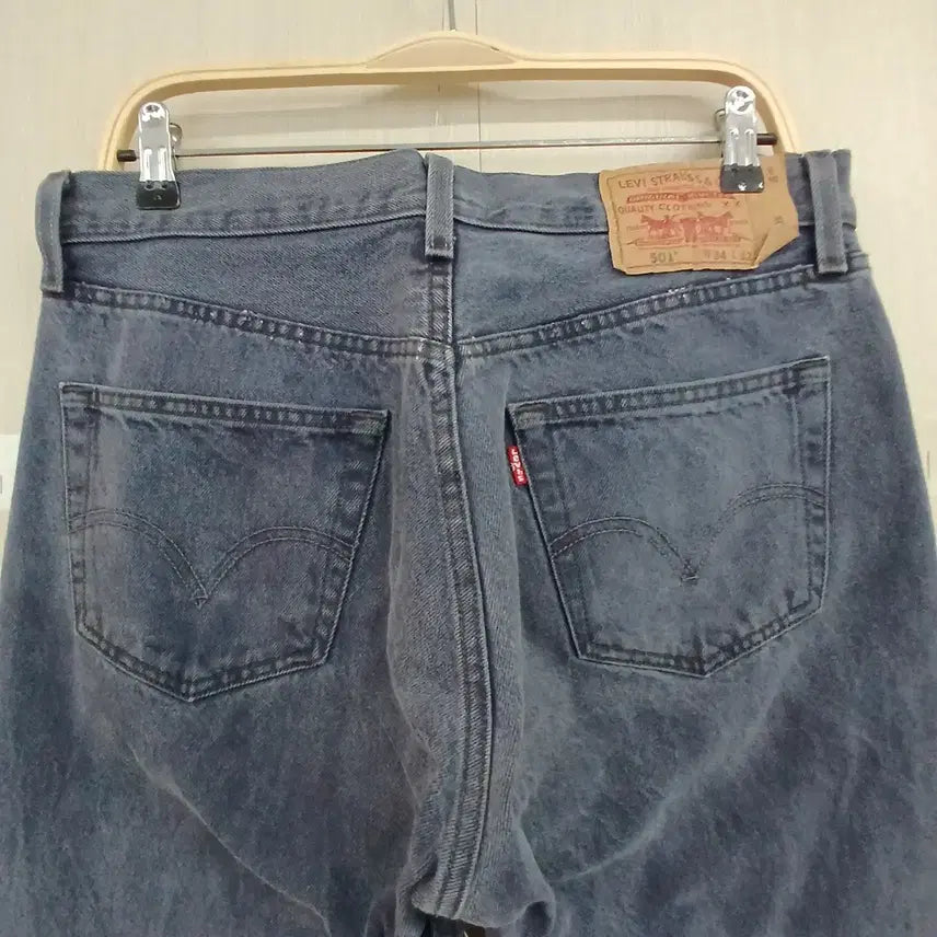 [SOLD OUT] 리바이스 501xx 빈티지 블루 데님 청바지
