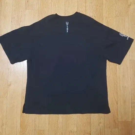 [SOLD OUT] (정품새상품급)라이프워크 기능성 포켓 블랙 반팔티,110